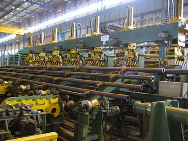 天津无缝钢管厂家生产线